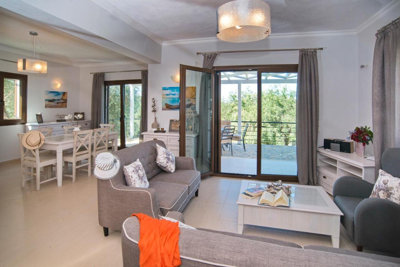 Villa Bougarini Haven Family Villa Rock Pool Oasis Ieromonachos Zewnętrze zdjęcie