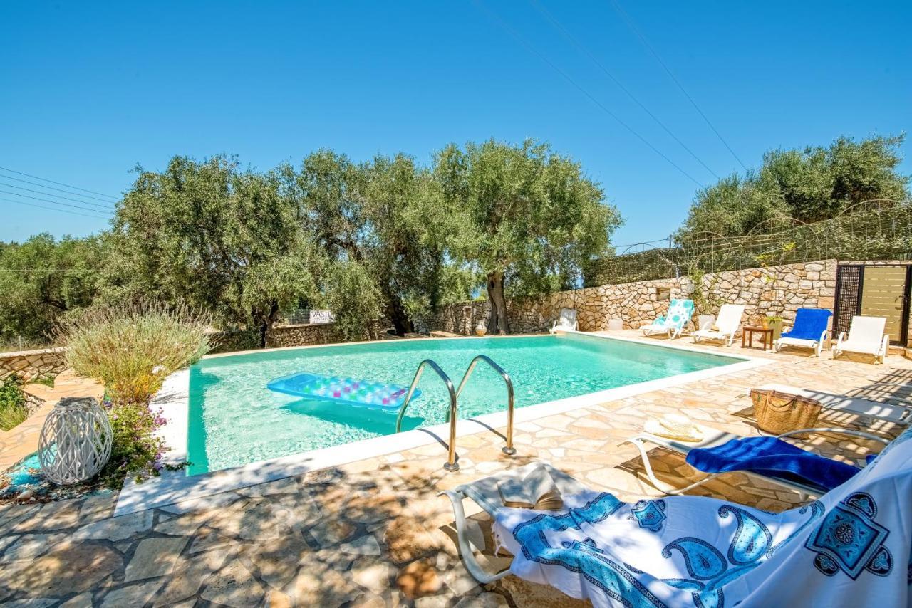 Villa Bougarini Haven Family Villa Rock Pool Oasis Ieromonachos Zewnętrze zdjęcie