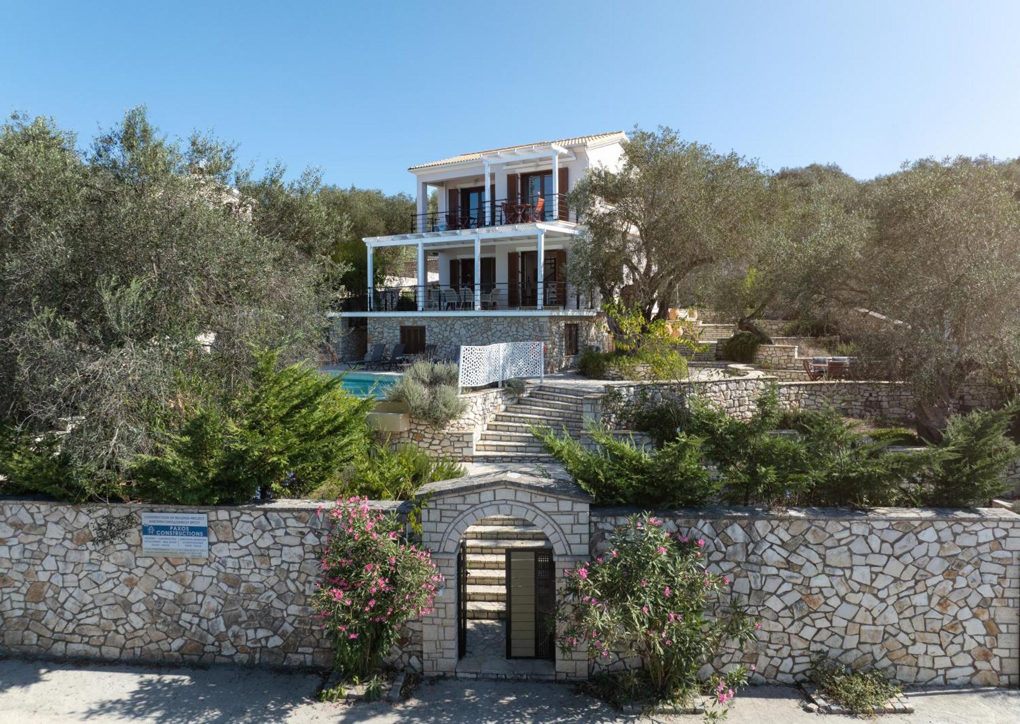 Villa Bougarini Haven Family Villa Rock Pool Oasis Ieromonachos Zewnętrze zdjęcie